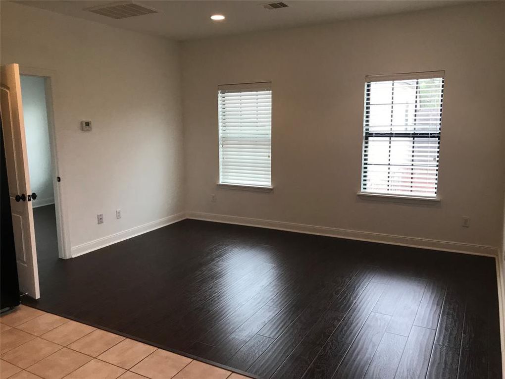 Living room space - 3411 Oakdale Street #A
