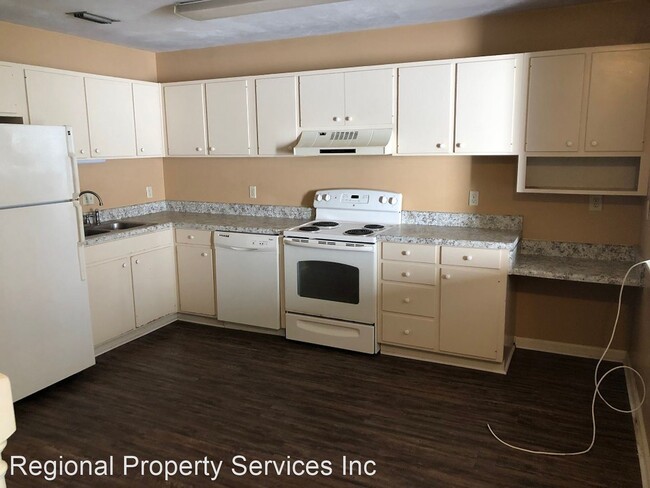 Foto del edificio - 2 br, 2 bath House - 2005 Meridian Rd., N. B