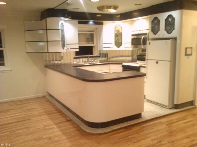 Foto del edificio - 7563 113th St