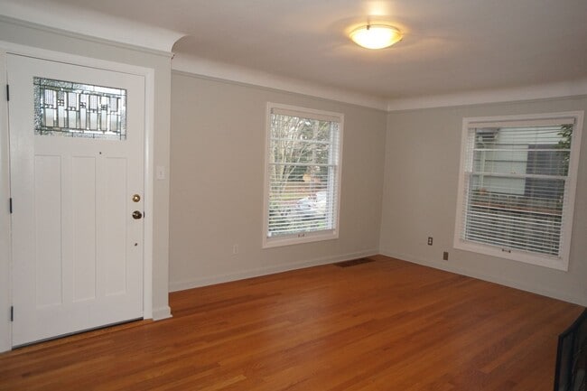 Photo - NE Portland Alberta Arts 3-bedroom Bungalow - APPLICATION PENDING House