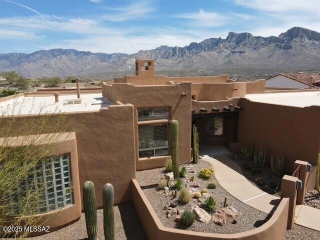 Building Photo - 11096 N Pusch Ridge View Pl