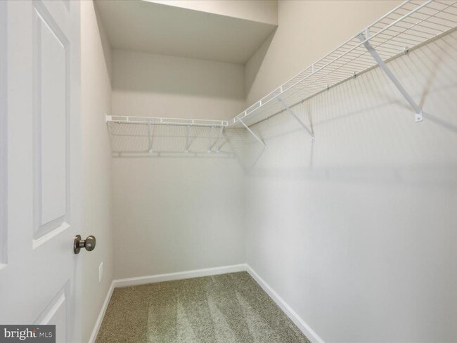 Building Photo - 124 SWANSONG Pl