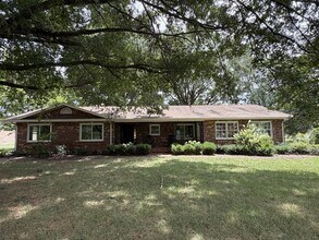 Building Photo - 1130 Turnersburg Hwy