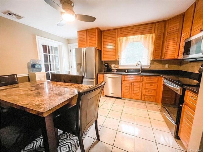 Foto del edificio - 317 Weeping Willow Ln