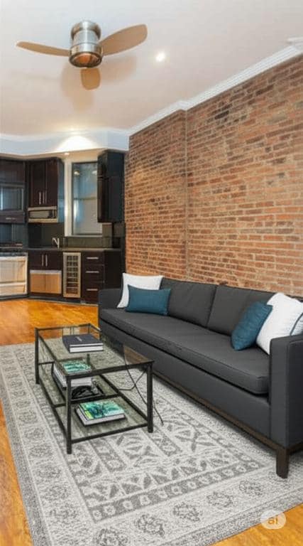 Building Photo - 248 Mott St