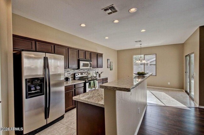 Building Photo - 3860 S Ashley Dr