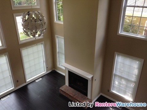 Building Photo - 1633 Oak Chase Ct