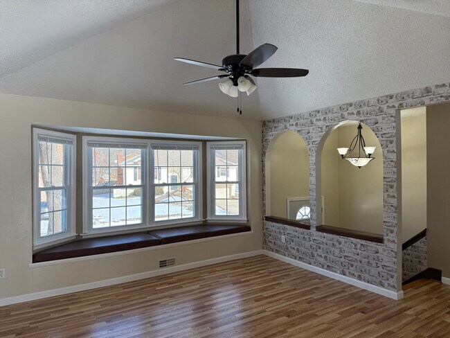 Foto del edificio - 2916 Iva Dr