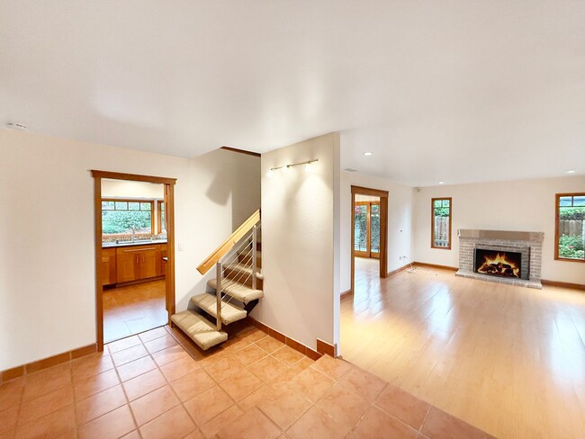 Building Photo - Gorgeous 4B/3BA Home in Carlsbad!