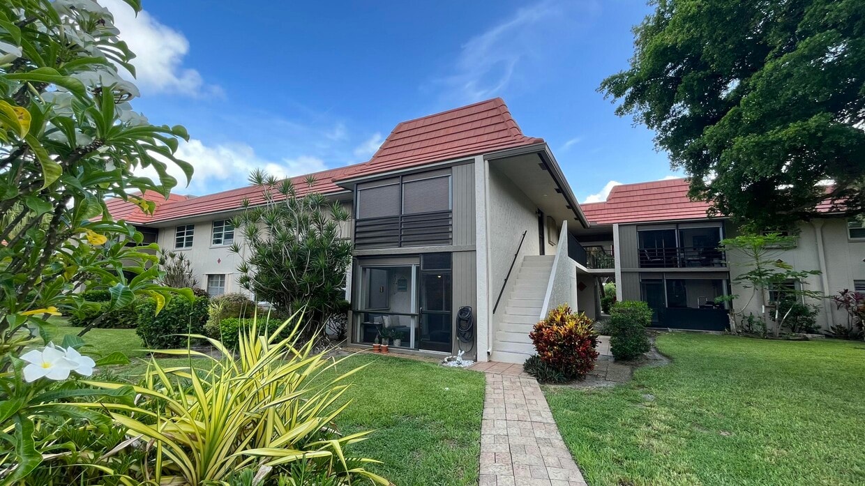Foto principal - 1050 NW 13th St