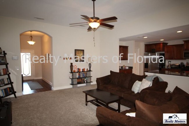 Building Photo - 2511 Fiddlers Cir