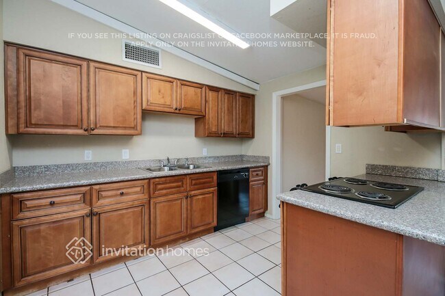 Foto del edificio - 449 S Stewart