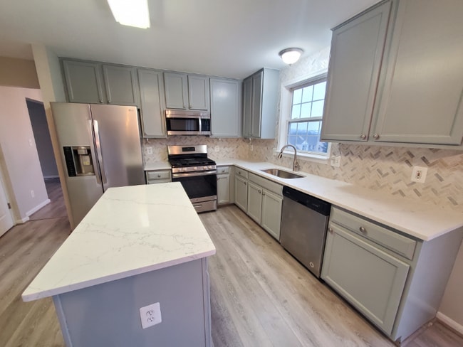 Building Photo - 1 Dartmouth Ave