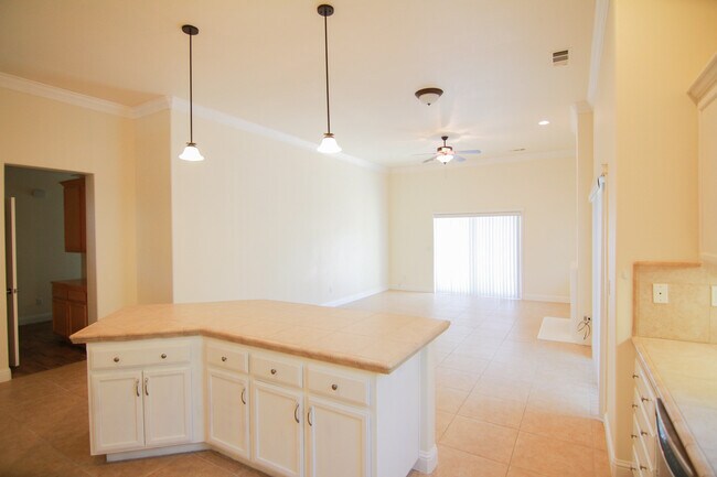 Building Photo - Modern 3 Bedroom, 2 Bath Home in Orland