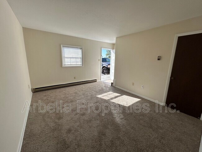 Foto del edificio - 499 Nicholas St SE