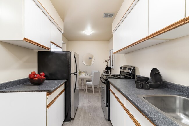 Building Photo - Parkview Estates