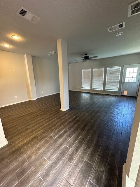 Foto del edificio - 528 N 1st St