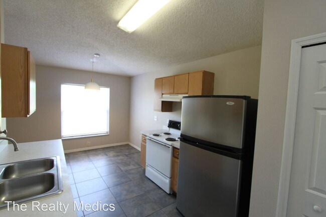 Foto del edificio - 3 br, 2 bath House - 2397 Kerridale St.