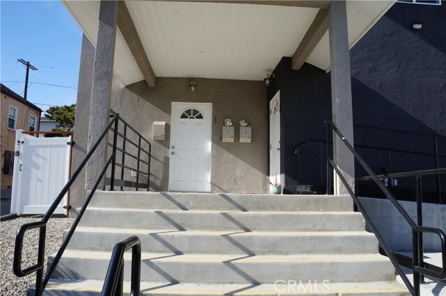 Foto del edificio - 245 Robinson St