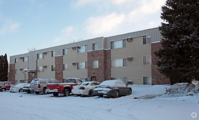 Building Photo - Foot Lake Apartments