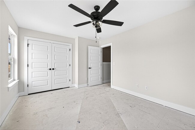 Building Photo - 1435 S Yampa Bnd
