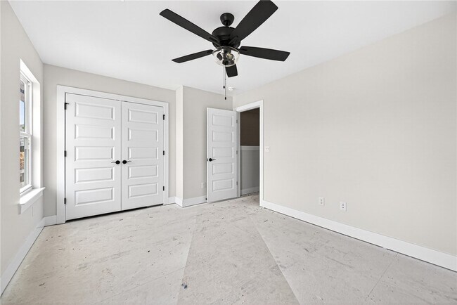 Building Photo - 1441 S Yampa Bnd