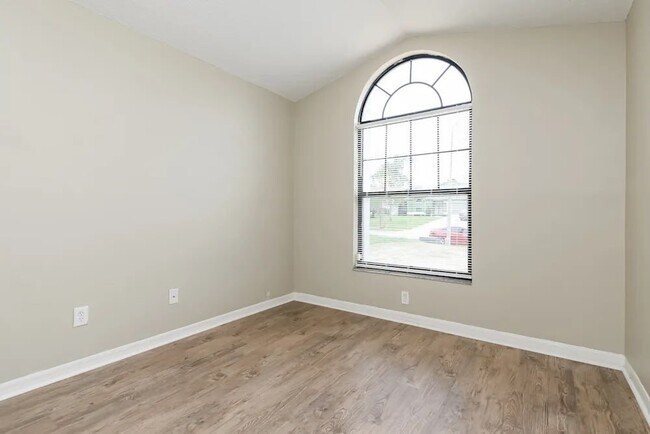 Foto del edificio - 6552 Chantry St