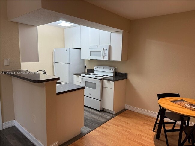 Foto del edificio - 10441 SW 156th Ct