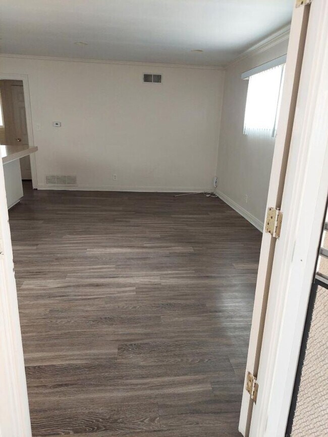 Foto del edificio - 626 Clubhouse Ave