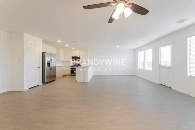 Foto del edificio - 260 Backcountry Dr