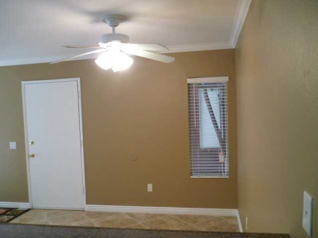 Foto del edificio - 18350 Hatteras St