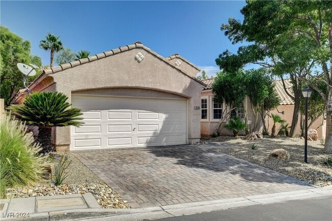 Building Photo - 11256 Playa Caribe Ave