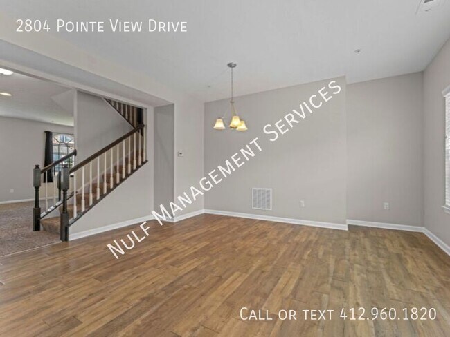 Foto del edificio - 2804 Pointe View Dr
