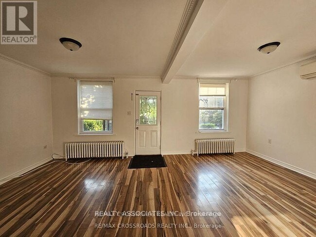 Building Photo - 33 Branstone Rd