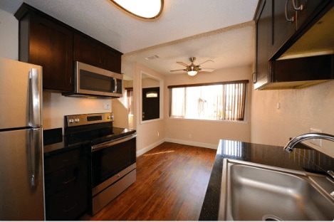 Building Photo - Vineyard Townhomes