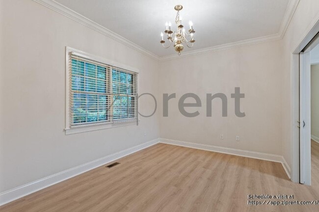 Building Photo - 6 Tiburon Pl