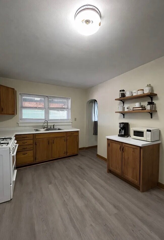 Foto del edificio - 18 Cleveland Ave