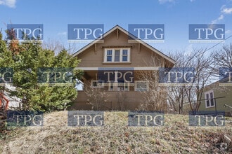 Building Photo - 573 S Crescent Ave