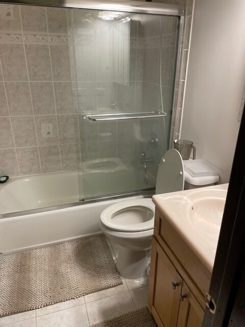 Building Photo - 7S435 Olympia Ct