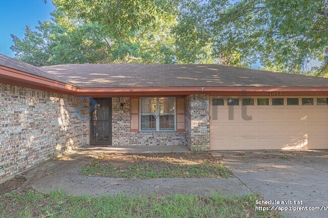 Foto del edificio - 1033 Princeton Pl