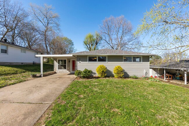 Building Photo - Charming House in Jackson