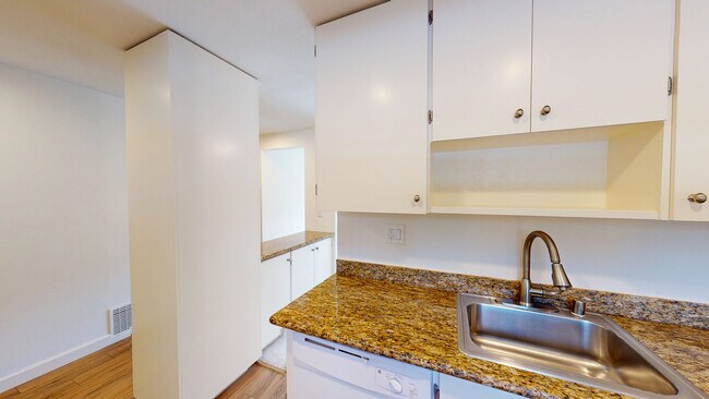 Building Photo - 1000 Ignacio Blvd