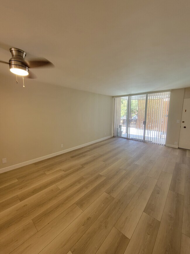 Building Photo - 21300 Dumetz Rd