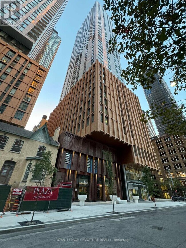 Building Photo - 28 Widmer St