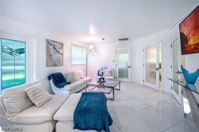 Foto del edificio - 5940 English Oaks Ln