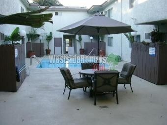 Foto principal - 4444 Ensign Ave