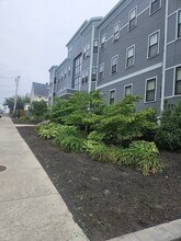 Building Photo - 145 Newbury Ave