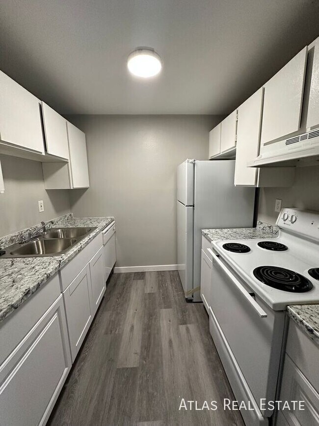 Foto del edificio - 1825 Zebulon Dr