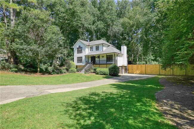 Foto del edificio - 3003 Maple Ln