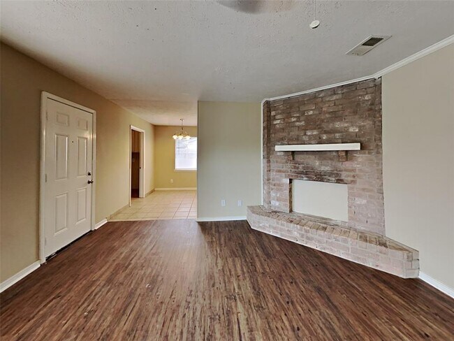 Foto del edificio - 4223 Burkegate Dr